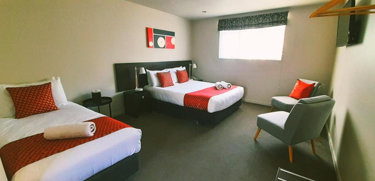 Dunedin Palms Motel Bagian luar foto